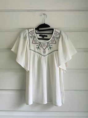Versona White Embroidered Flutter-Sleeve Peasant Top